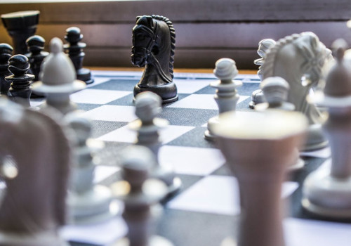 Wat betekent het spreekwoord ‘de kogel is door de kerk’?